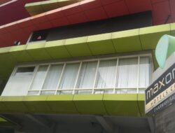 Figur Seorang Wanita Pimpin MaxOne Dharmahusada Hotel Surabaya