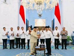 Presiden Prabowo Subianto Terima Laporan KPRP: Kedudukan Polri Tetap di Bawah Presiden, Kewenangan Kompolnas Akan Diperkuat