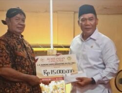 Bambang Haryo Soekartono Salurkan Bantuan Rp15 Juta untuk Pembelian Gamelan Pawiyatan Pedalangan dan Waranggana Sanggar Seni Budi Rahayu Surabaya