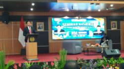 Kuliah Umum di UNESA, Yusril Ihza Mahendra Bahas Tantangan Regulasi Gig Economy dan AI