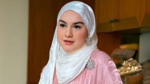 Ogah Komentari Kasus Narkoba Ammar Zoni, Irish Bella Pilih Fokus Donasi ke Palestina