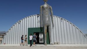 Warga Amerika Serikat Heboh Alien Masuk Mal, Dikepung Puluhan Polisi