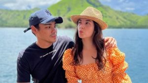 Bukan Paras Cantik, Sikap Chelsea Islan ke Anak Papua yang mana Bikin Rob Clinton Yakin untuk Mempersunting