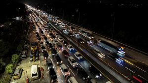 33 Persen Kendaraan Belum Mudik dari Jabotabek, Begini Penerangan Jasa Marga