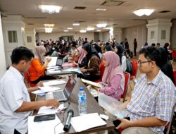 Camat dan Lurah Surabaya Sisir Kampung, Deteksi Pemuda Kesulitan Kuliah karena Faktor Ekonomi