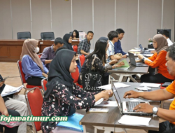 Pendaftaran Beasiswa Pemuda Tangguh Dibuka, Pemkot Surabaya Fokus Jemput Bola untuk Warga Desil 1-5