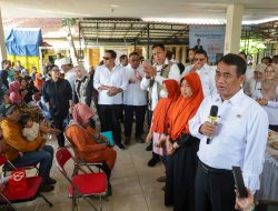 495 KPM di Lidah Kulon Terima Bantuan 30 Kilogram Beras