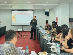 Dr. Abdi Beri Wawasan Hukum Ketenagakerjaan untuk Pimpinan HRD Hotel Jawa Timur