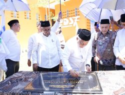 Resmikan Masjid Al Musafirin, Prof. Mohammad Nuh Tekankan Makna Jariyah dan Pertolongan