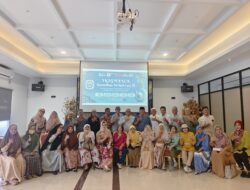 Penghormatan Alumni IKASMANCA Berlanjut, Tali Asih Untuk Guru Purna SMAN 5 Surabaya