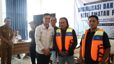 Pelabuhan Batang dan PLTU Kampanyekan Keselamatan Pelayaran bagi Nelayan
