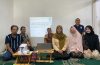 Bantu UMKM Naik Kelas, Dosen PPNS Beri Edukasi Pemasaran Digital Lewat WhatsApp hingga QR Code