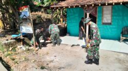 Satgas TMMD Reguler 128 Bantu Bersihkan Rumah Bapak Joko yang Masuki Tahap Finishing
