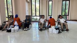 Dari Kampus untuk Kemanusiaan, Aksi Donor Darah FK UWKS Sukses Gaet 173 Pendonor