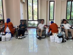 Dari Kampus untuk Kemanusiaan, Aksi Donor Darah FK UWKS Sukses Gaet 173 Pendonor