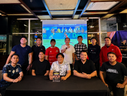 Meriah, MaxOne Hotel Dharmahusada Surabaya Gelar Nobar Eksklusif Bersama Striker Deltras FC Martinus Novianto