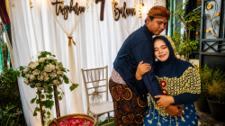 Syukuri Kehamilan Tujuh Bulan, Osmar Yusuf Manurung dan Adelia Bunga Armadani Lestarikan Tradisi Tingkeban