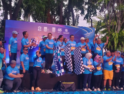 Cak Eri Lepas Ribuan Pelari di ITSRUNFEST 2025, Kibarkan Bendera Start dengan Semangat Sportivitas